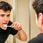 Despre curățarea limbii ca parte din igiena orală